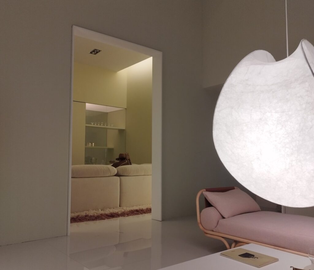 Arredo d'interno ideato da Tacchini